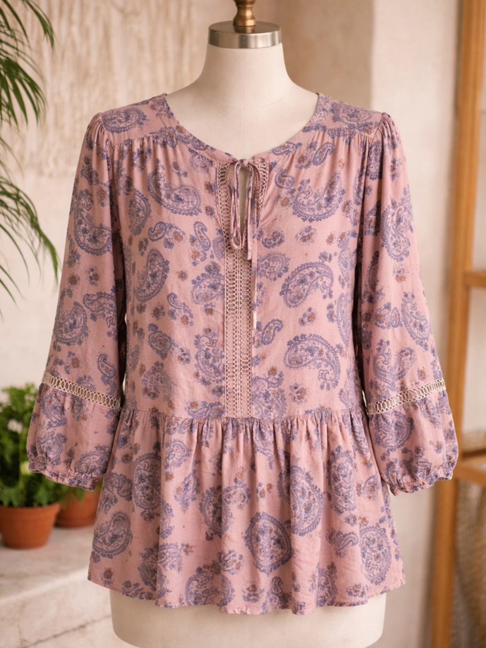 Como Blu Pink Paisley Peasant Blouse 1X Boho Cottagecore Tie Neck